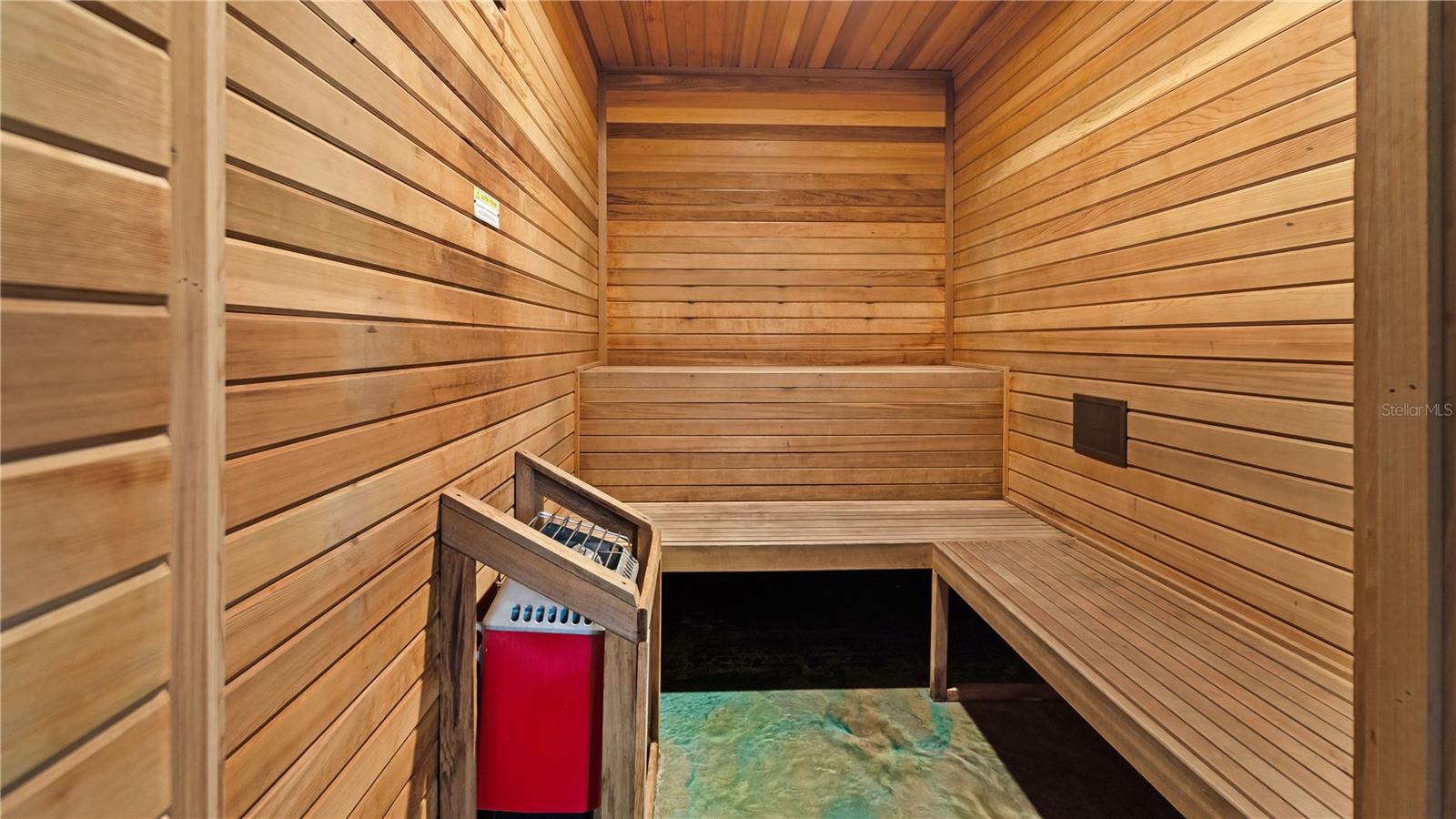 CAPE CROSSING - Residential