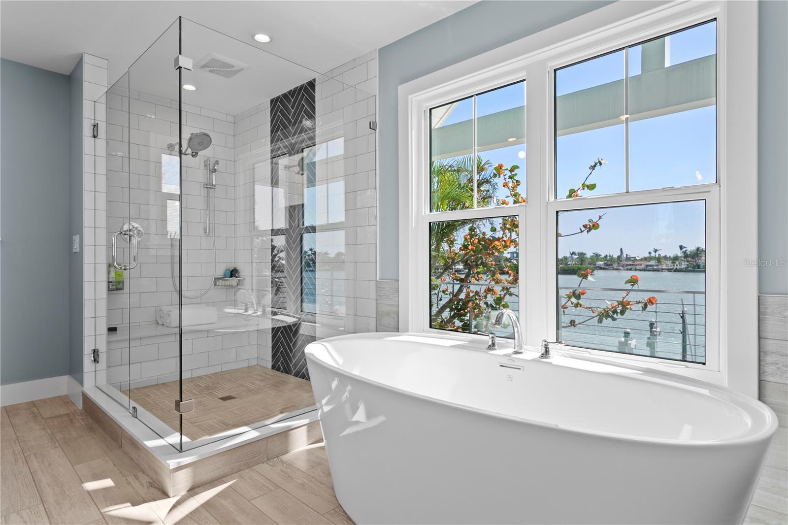 COLONIAL CORP REP - Residential