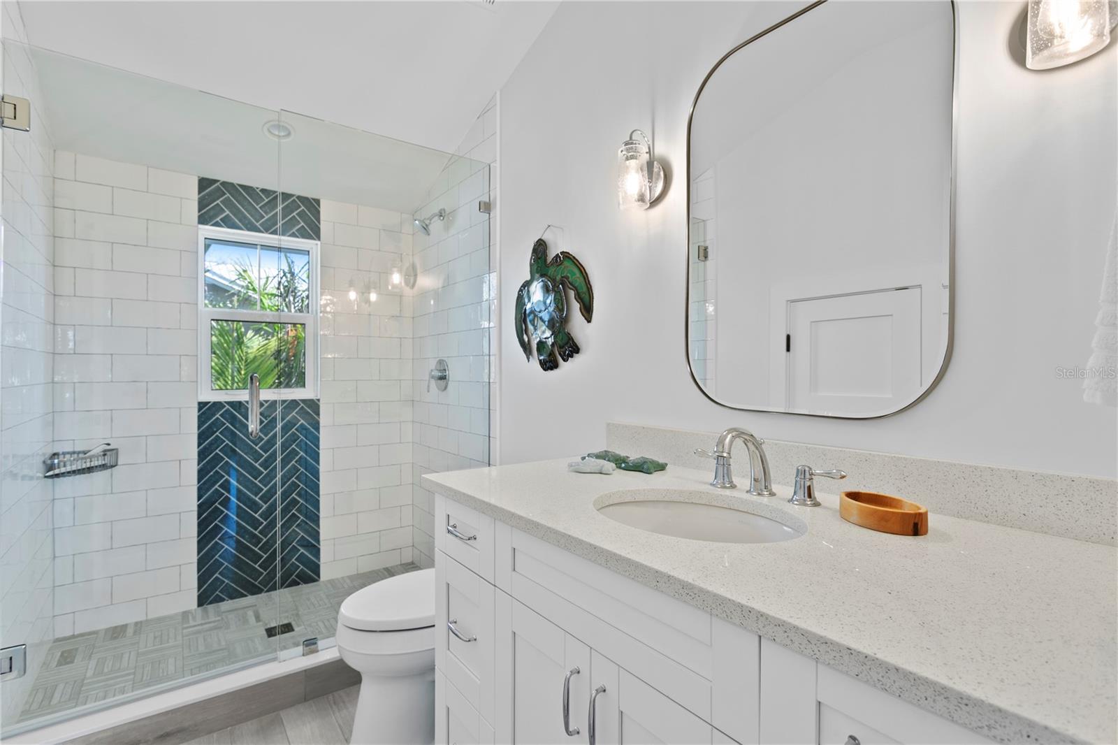 COLONIAL CORP REP - Residential