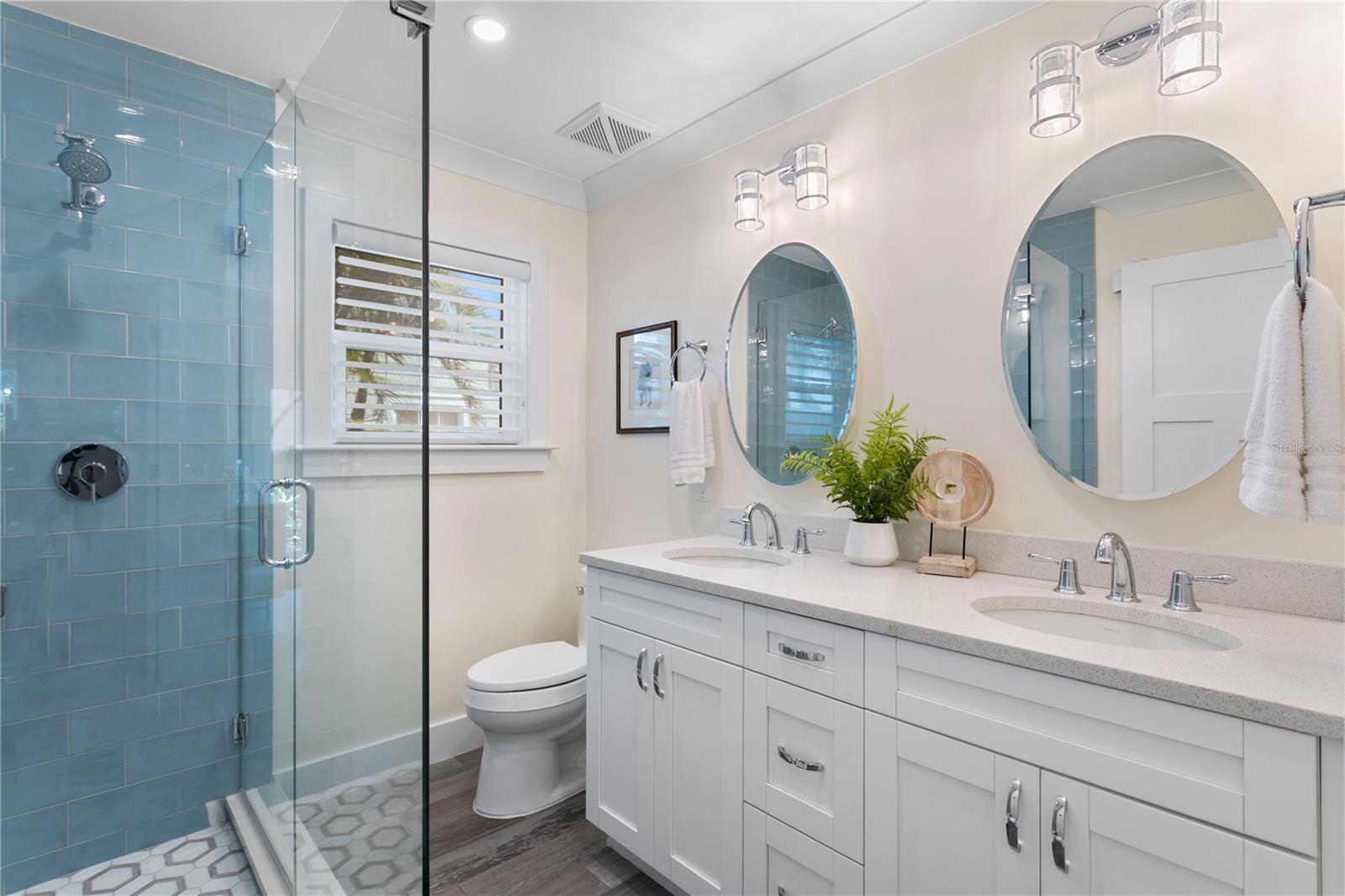 COLONIAL CORP REP - Residential