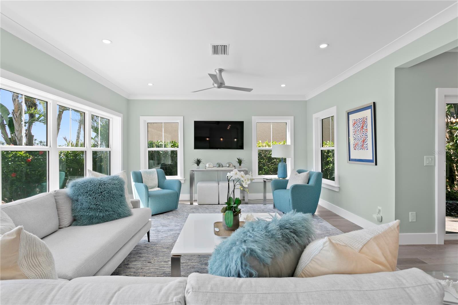 COLONIAL CORP REP - Residential