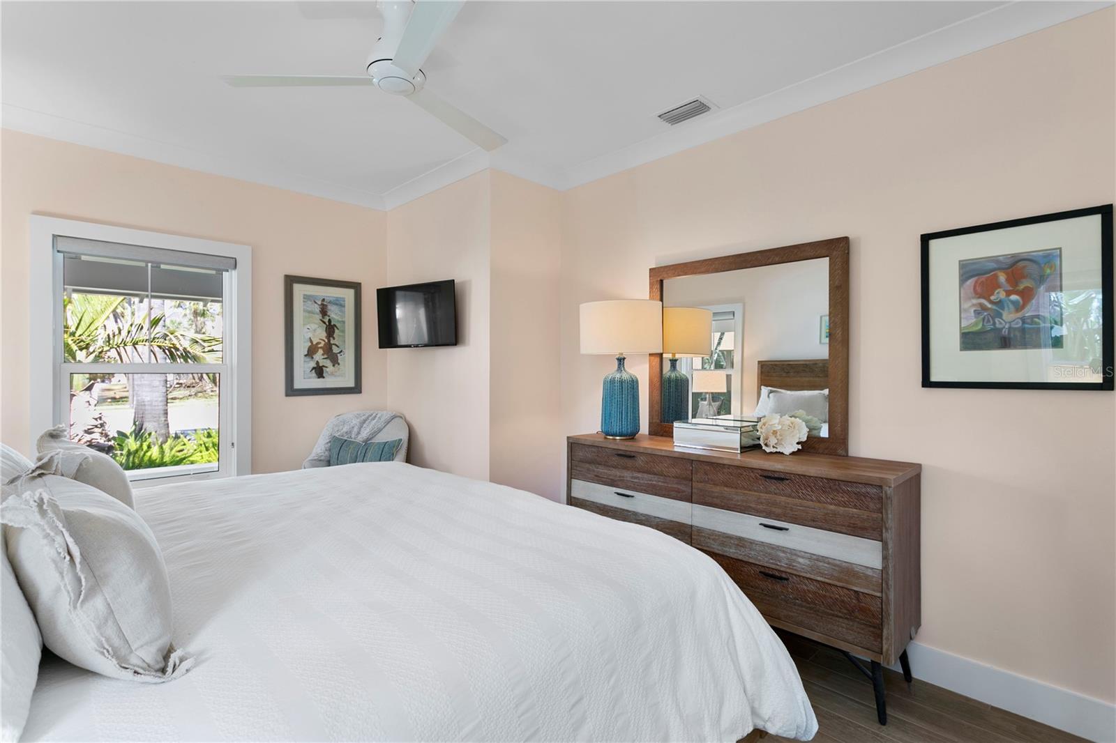 COLONIAL CORP REP - Residential