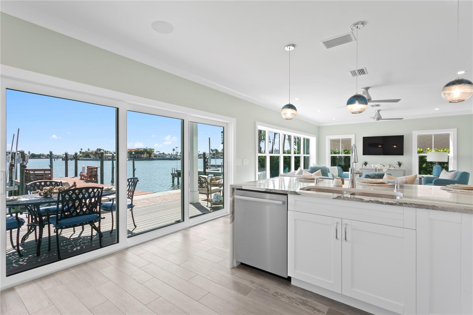 COLONIAL CORP REP - Residential