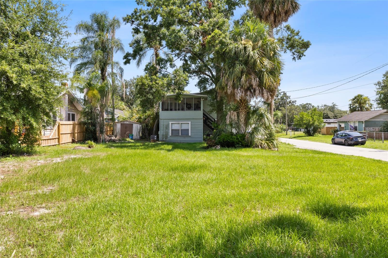128 W NORTH STREET