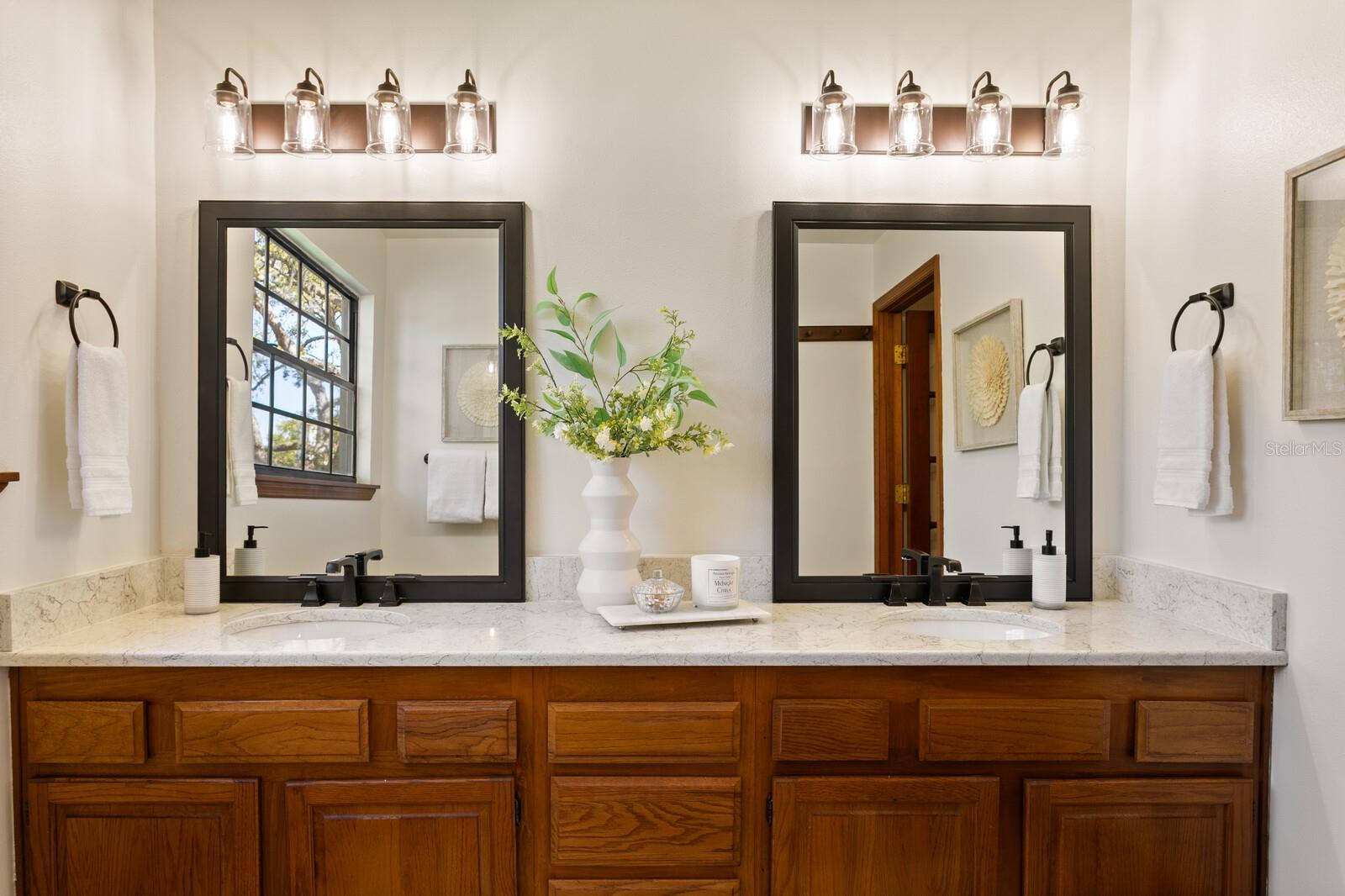 FRANCES ARBOR VILLAS - Residential