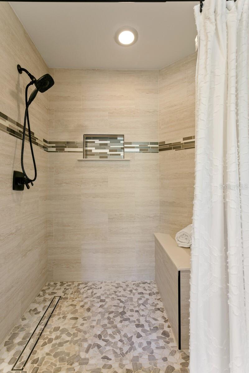 FRANCES ARBOR VILLAS - Residential