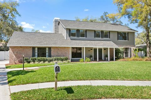 Photo of 6404 Josephine Arbor Place, Temple Terrace, FL 33617 (MLS # TB8483344)