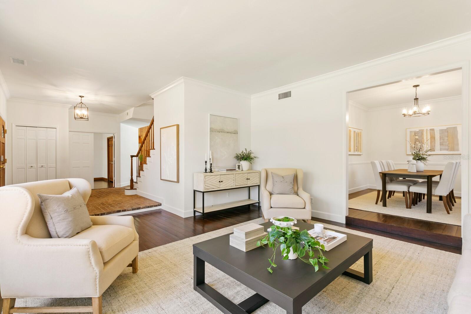 FRANCES ARBOR VILLAS - Residential