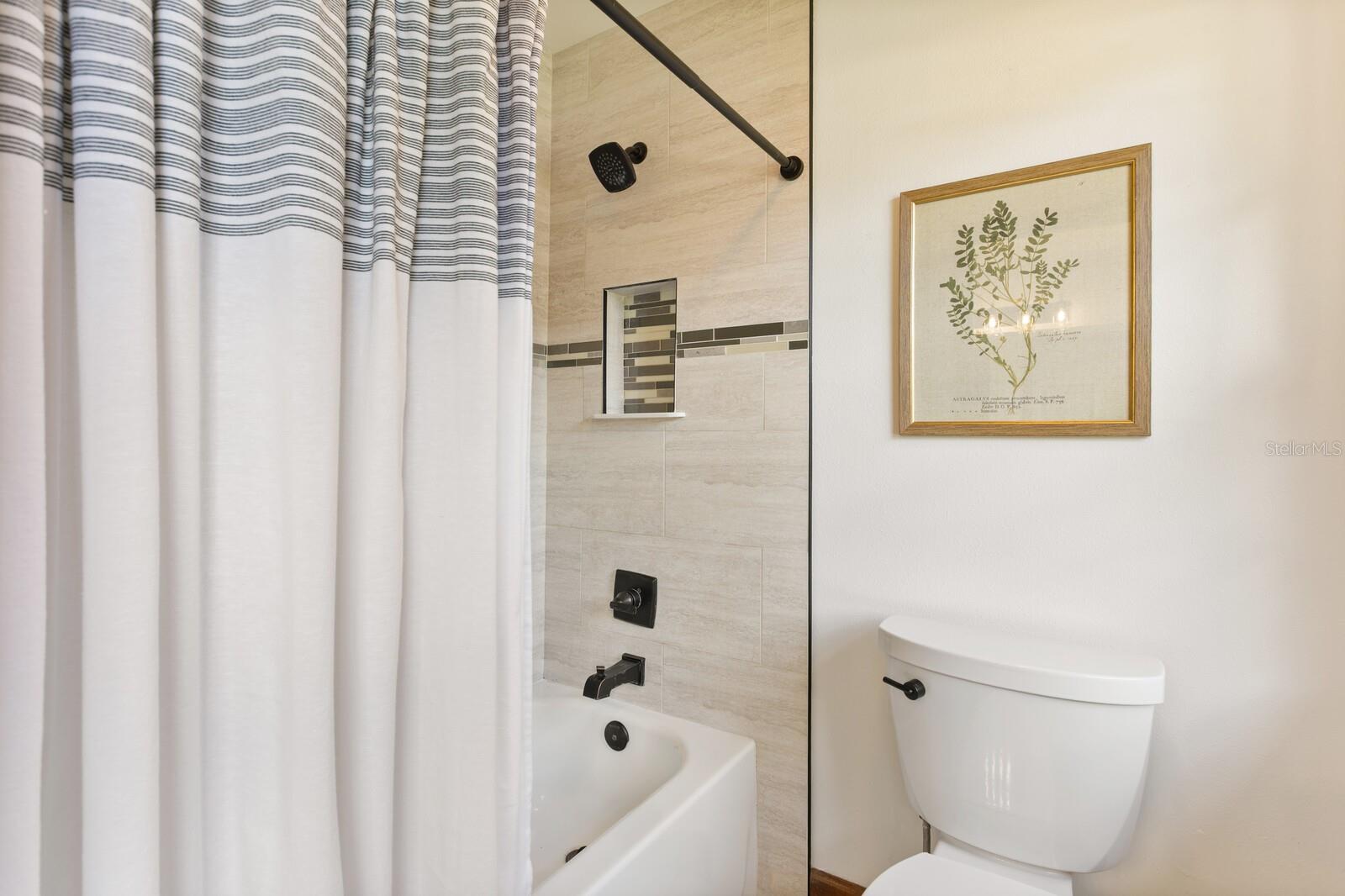 FRANCES ARBOR VILLAS - Residential