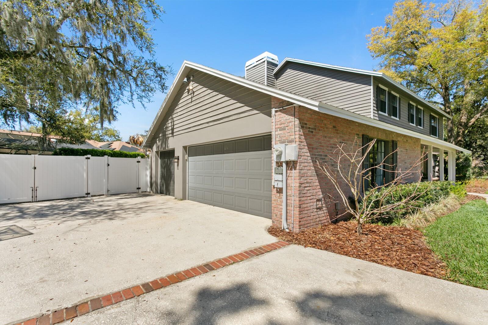 FRANCES ARBOR VILLAS - Residential