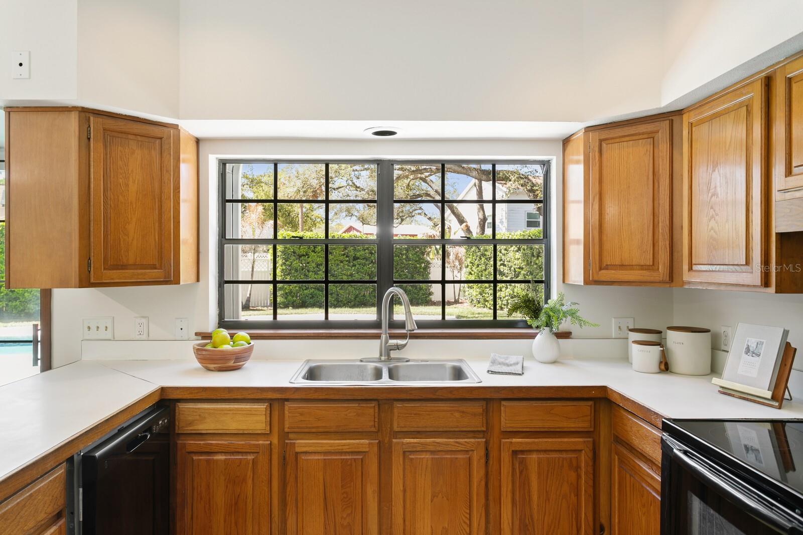 FRANCES ARBOR VILLAS - Residential