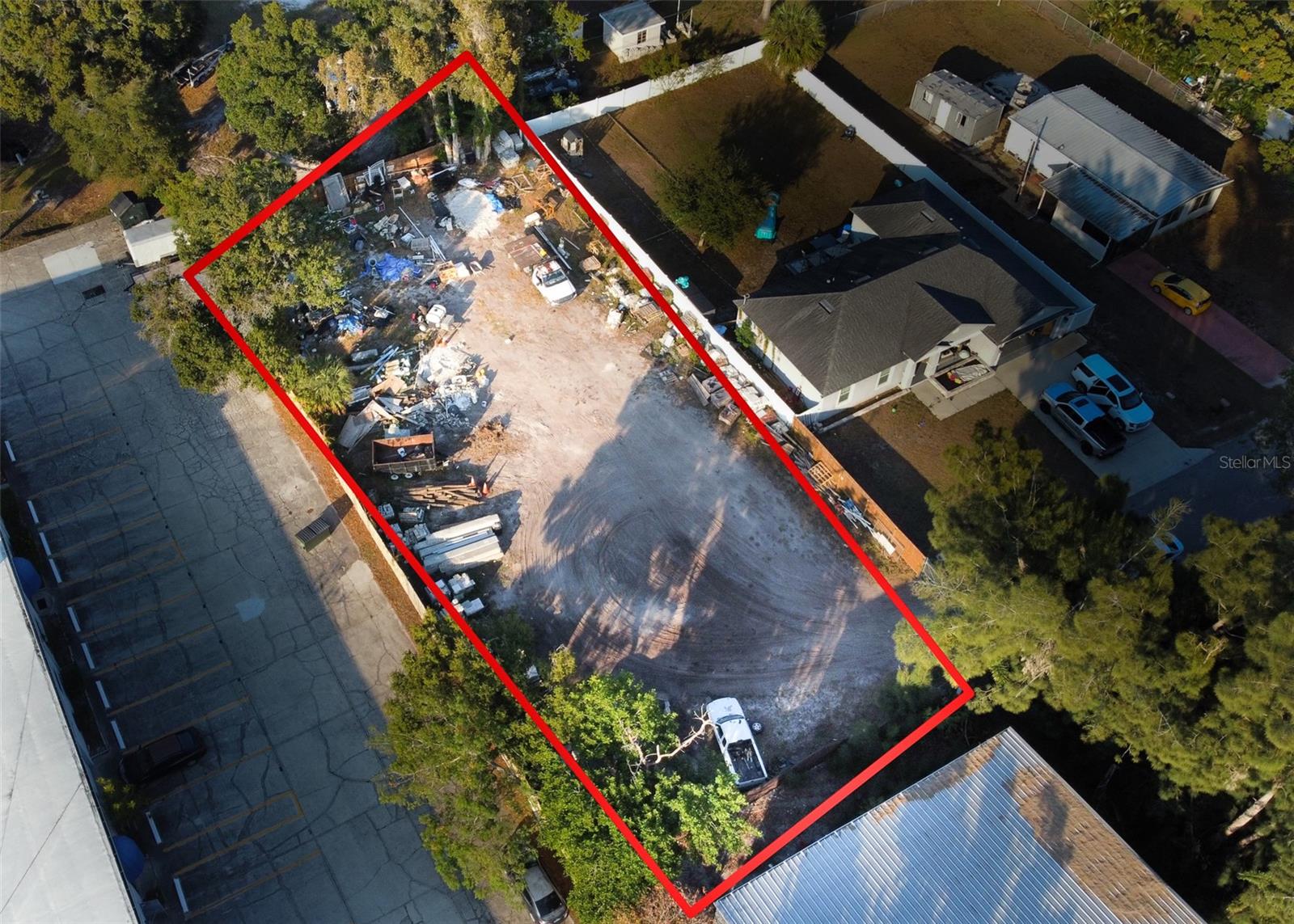 PINELLAS GROVES - Land