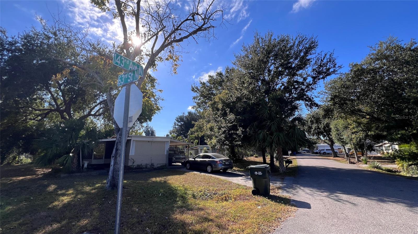 PINELLAS GROVES - Land