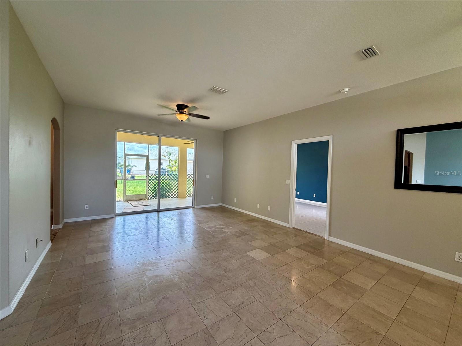 1204 S SAN MATEO DRIVE