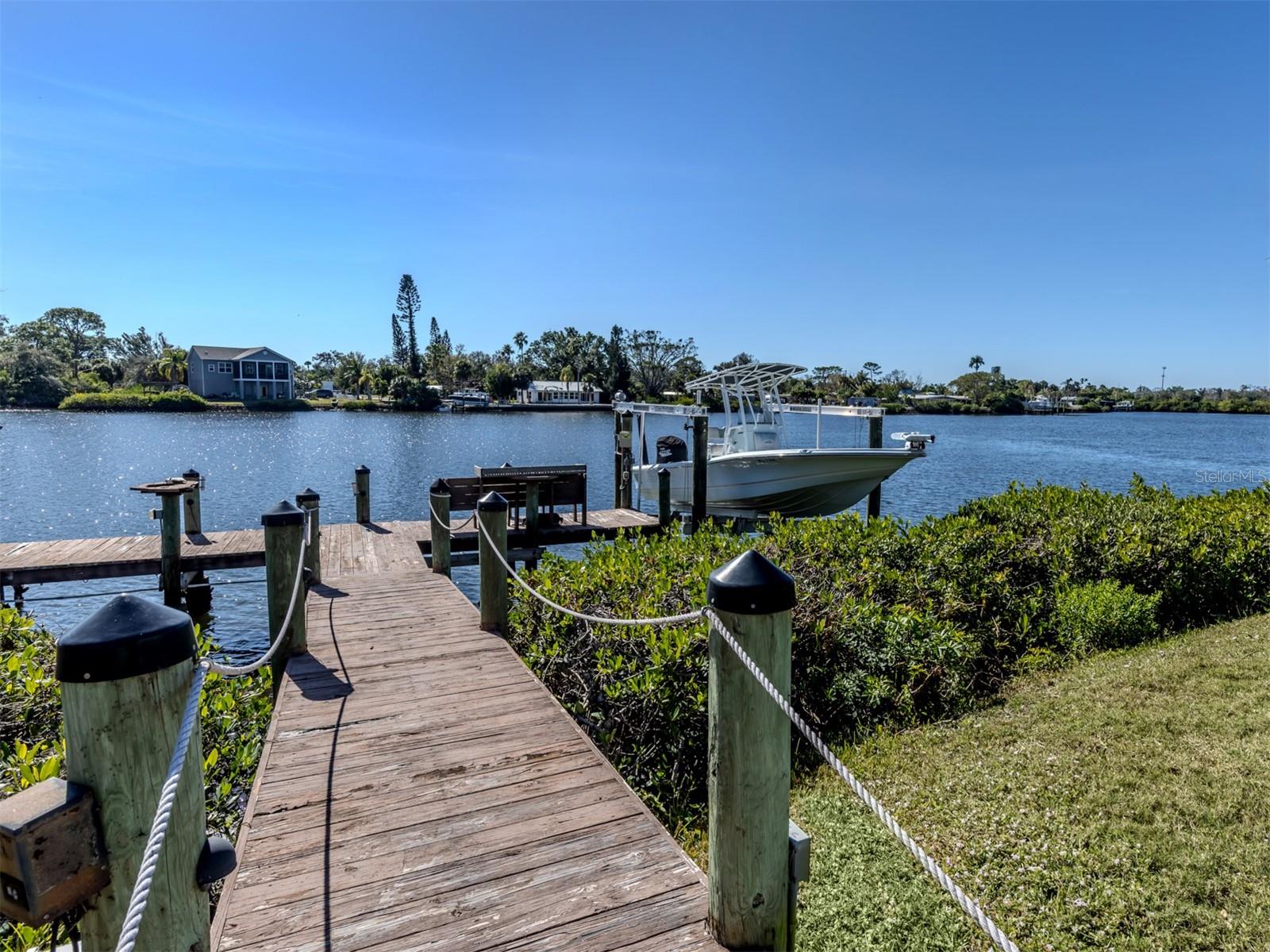 SHAKETT ISLAND - Residential