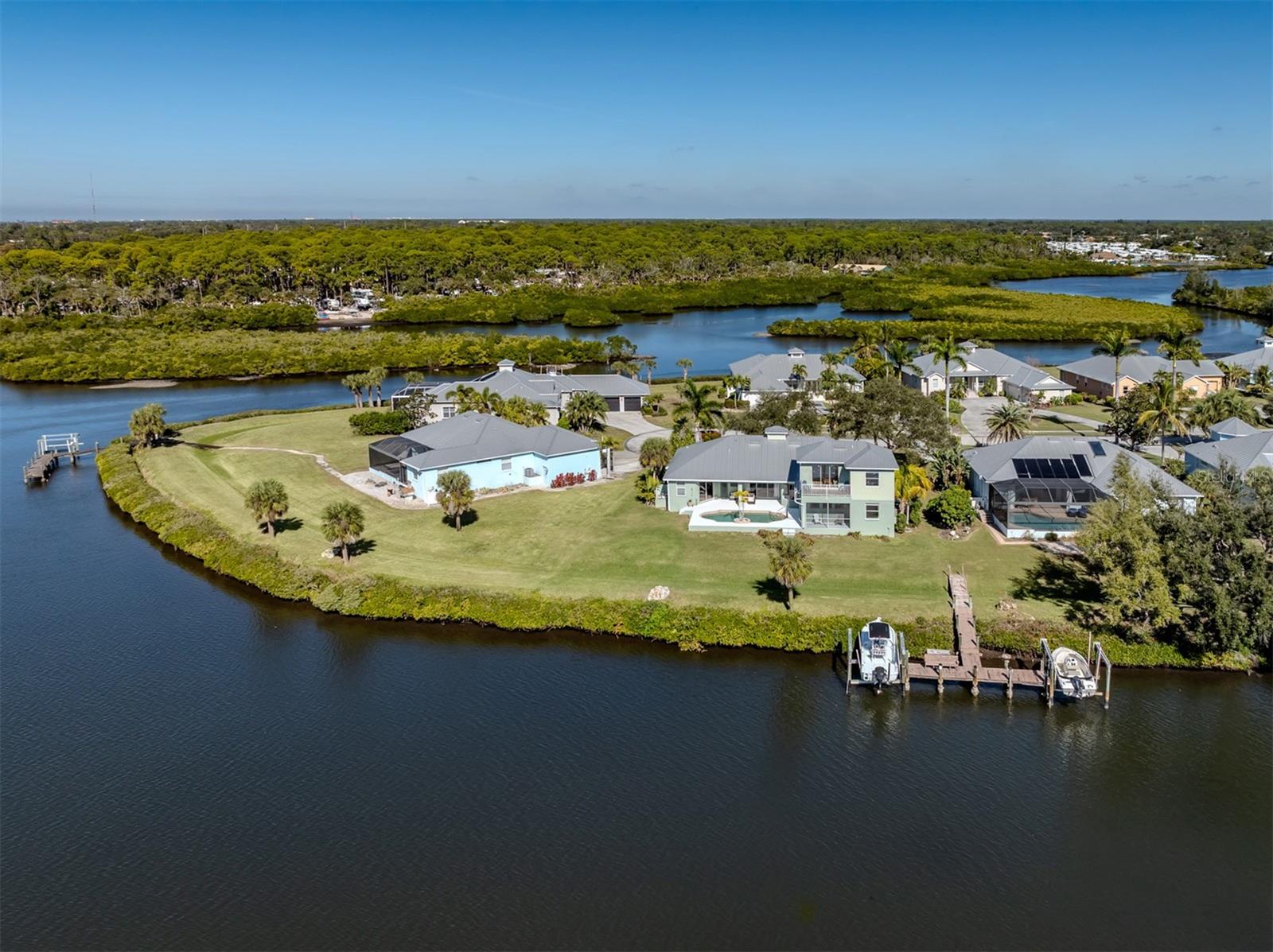 SHAKETT ISLAND - Residential