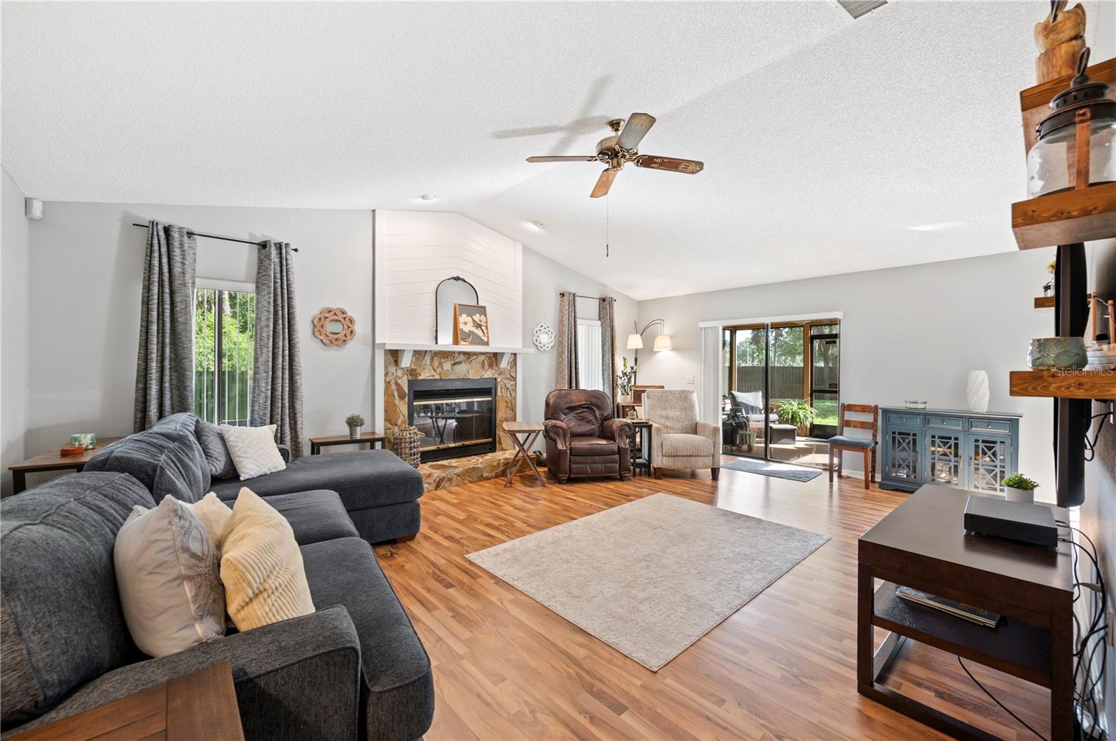 2133 CREEKBEND DRIVE