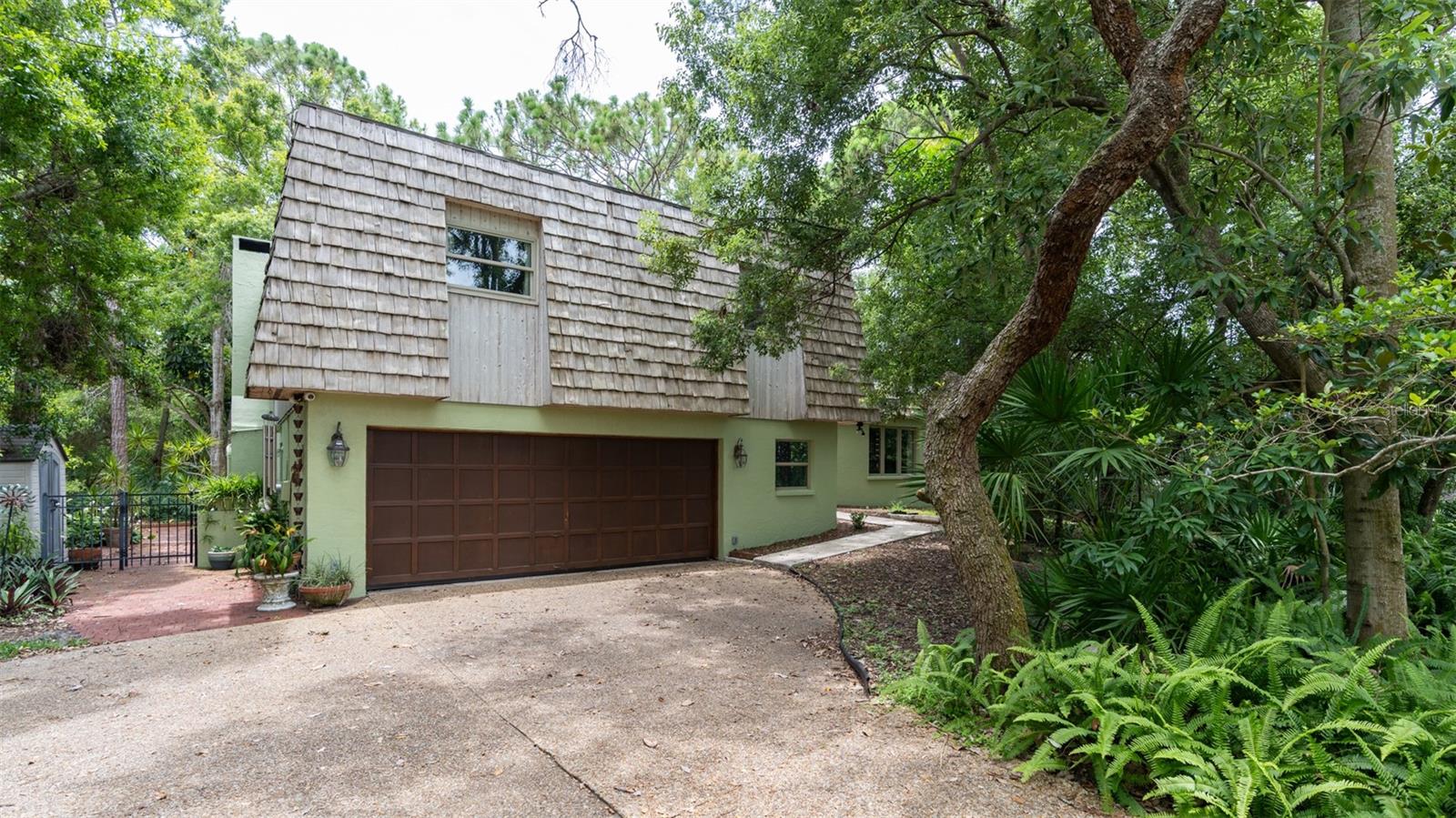 A & B RANCHETTE - Residential