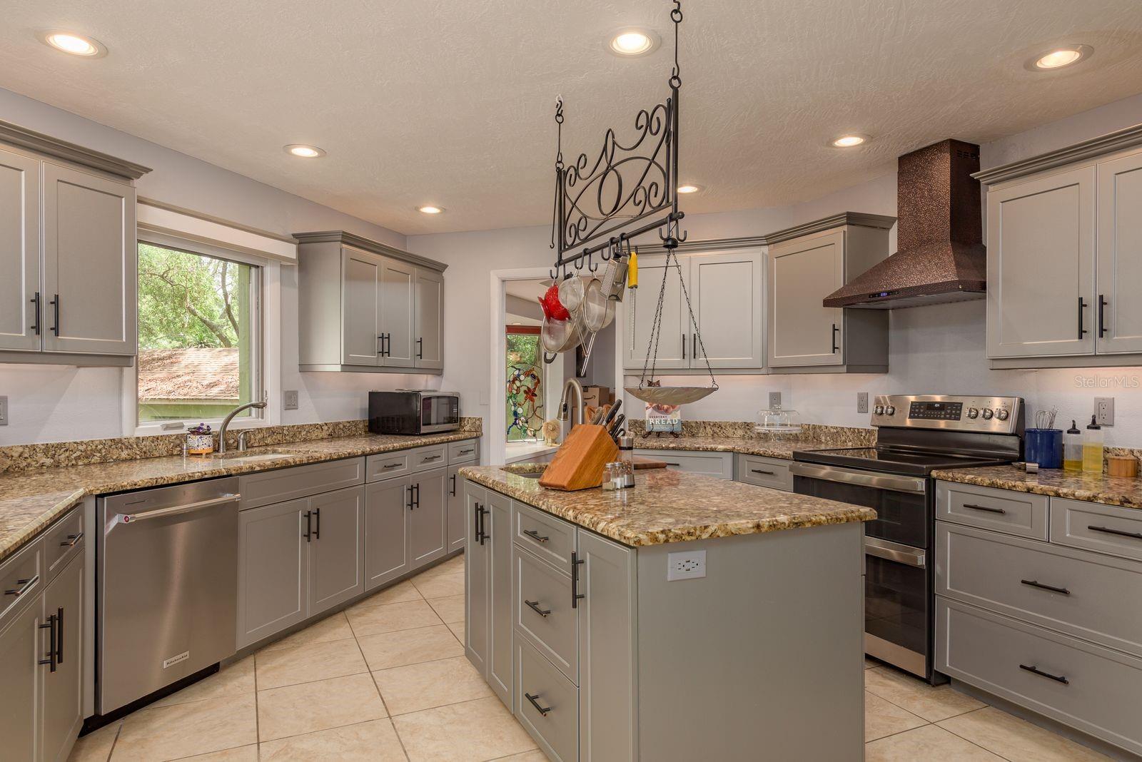 2279 RANCHETTE LANE