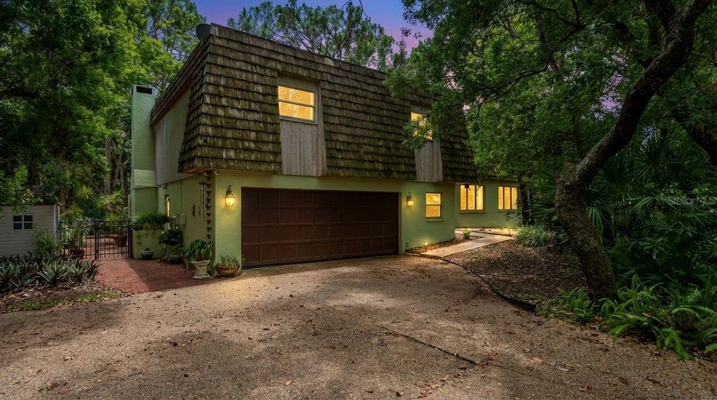 Photo of 2279 Ranchette Lane, Dunedin, FL 34698 (MLS # TB8386283)