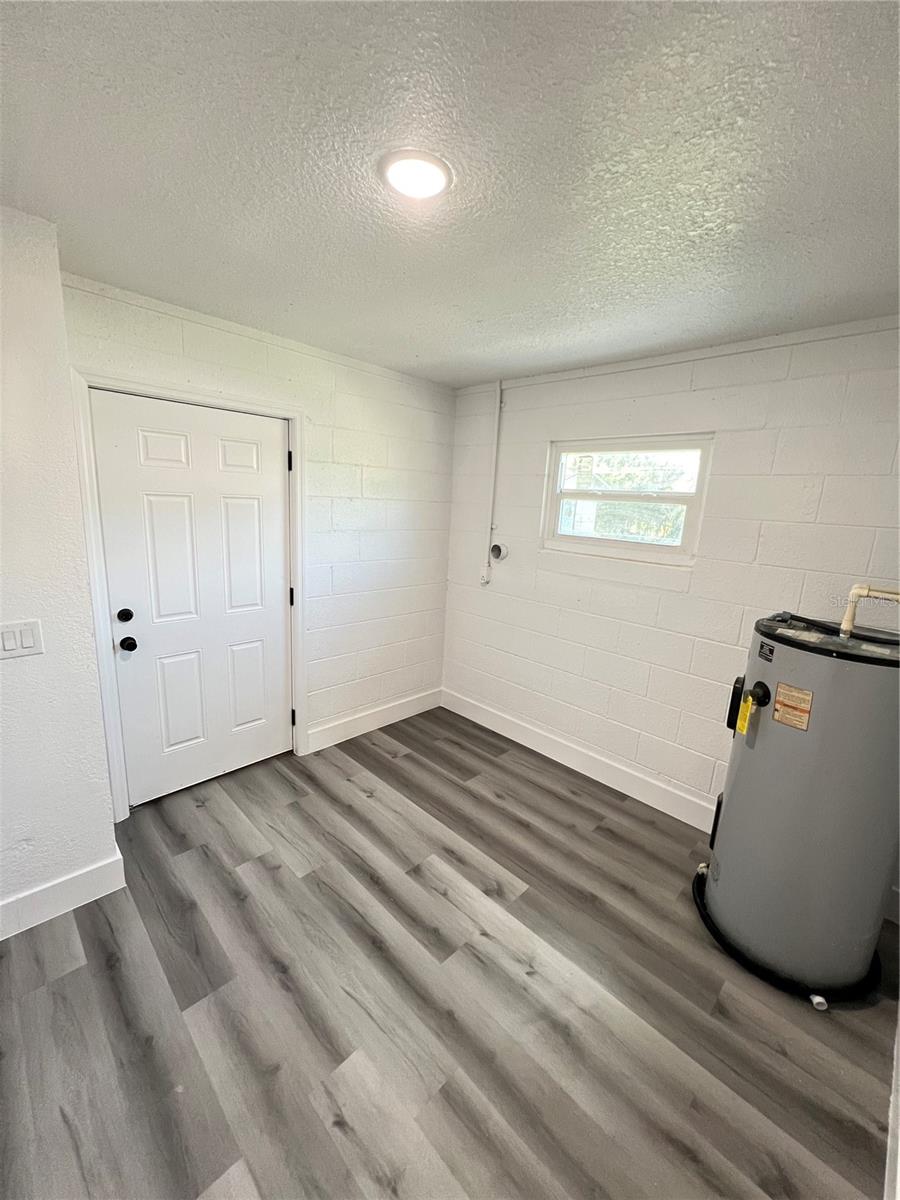 WHEELER HEIGHTS - Residential