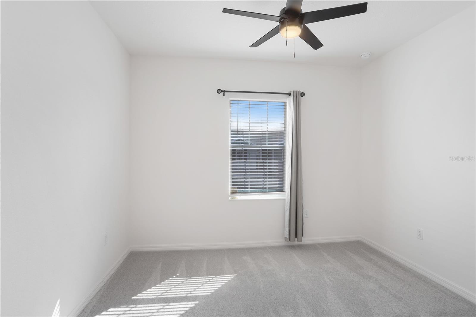 WYNDRUSH TWNHMS - Residential Lease