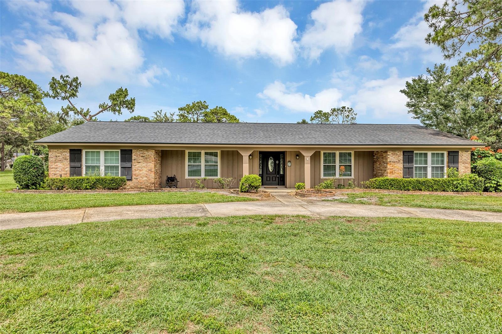 1071 DEER RUN DRIVE
