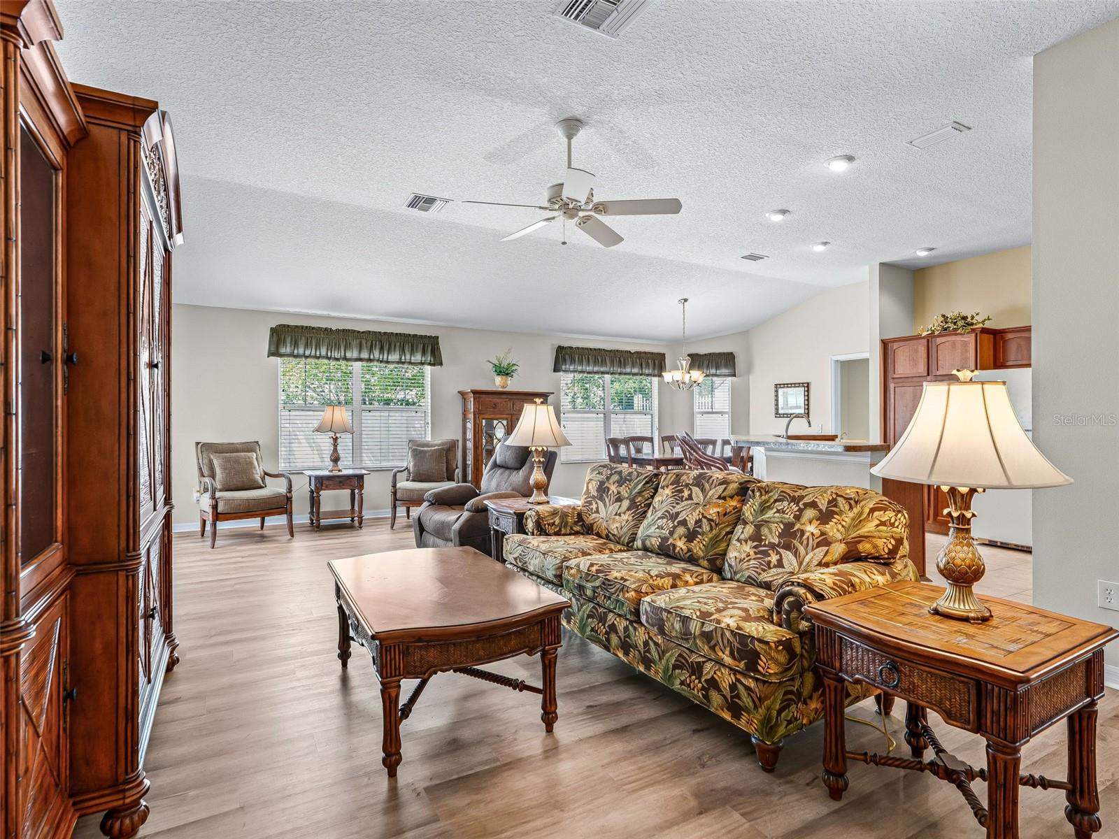 1134 SOUTHERN SUN DRIVE
