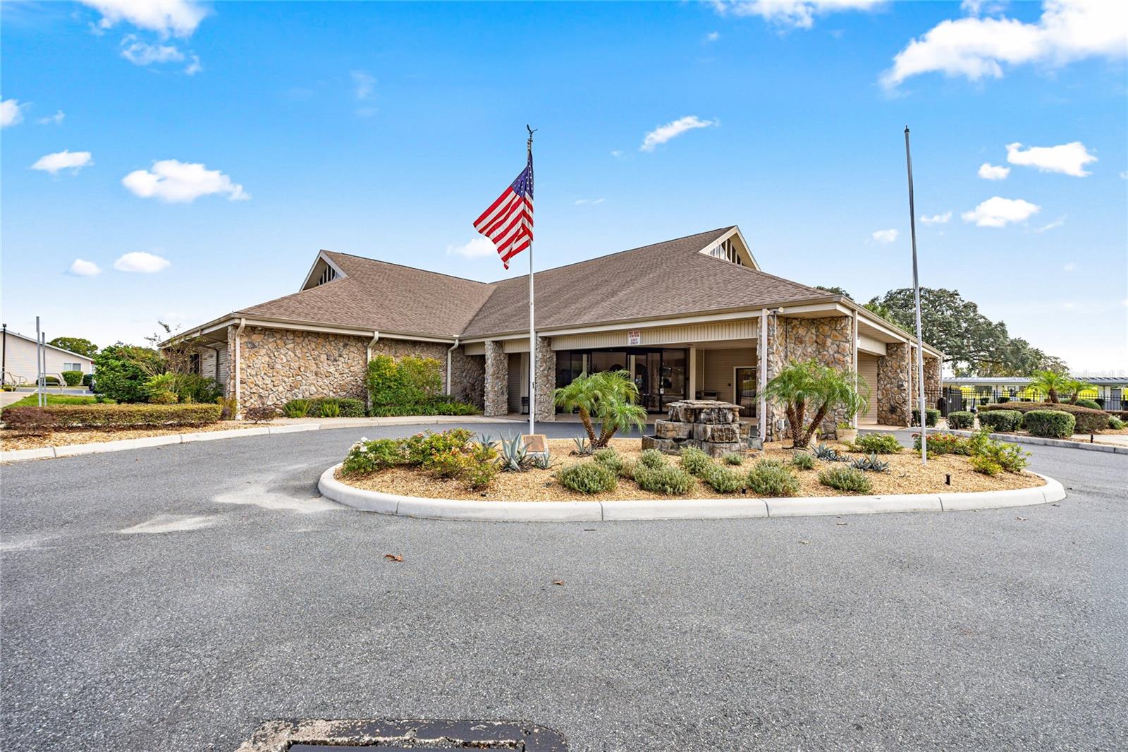 MARION LNDG PH I - Residential