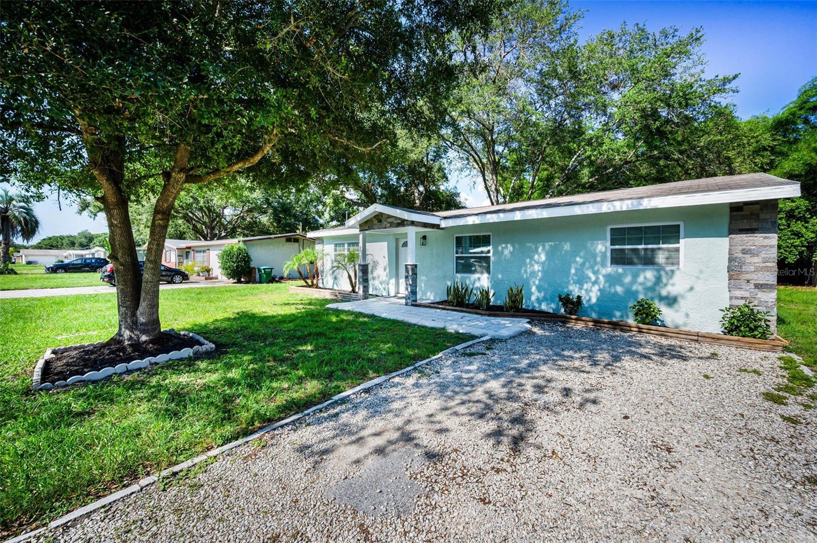 2121 DODGE STREET