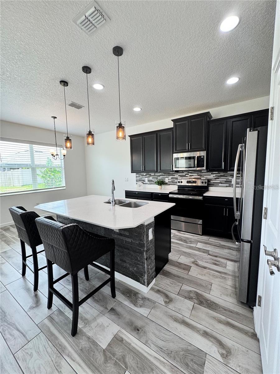 TRINITY RDG - Residential