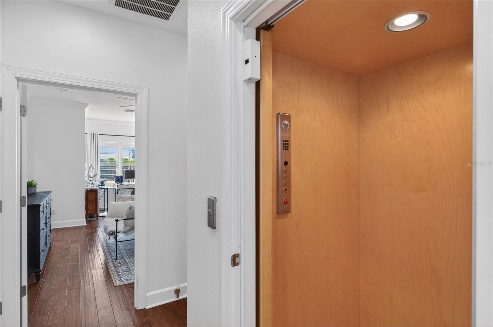 COVE AT LOGGERHEAD MARINA - Residential