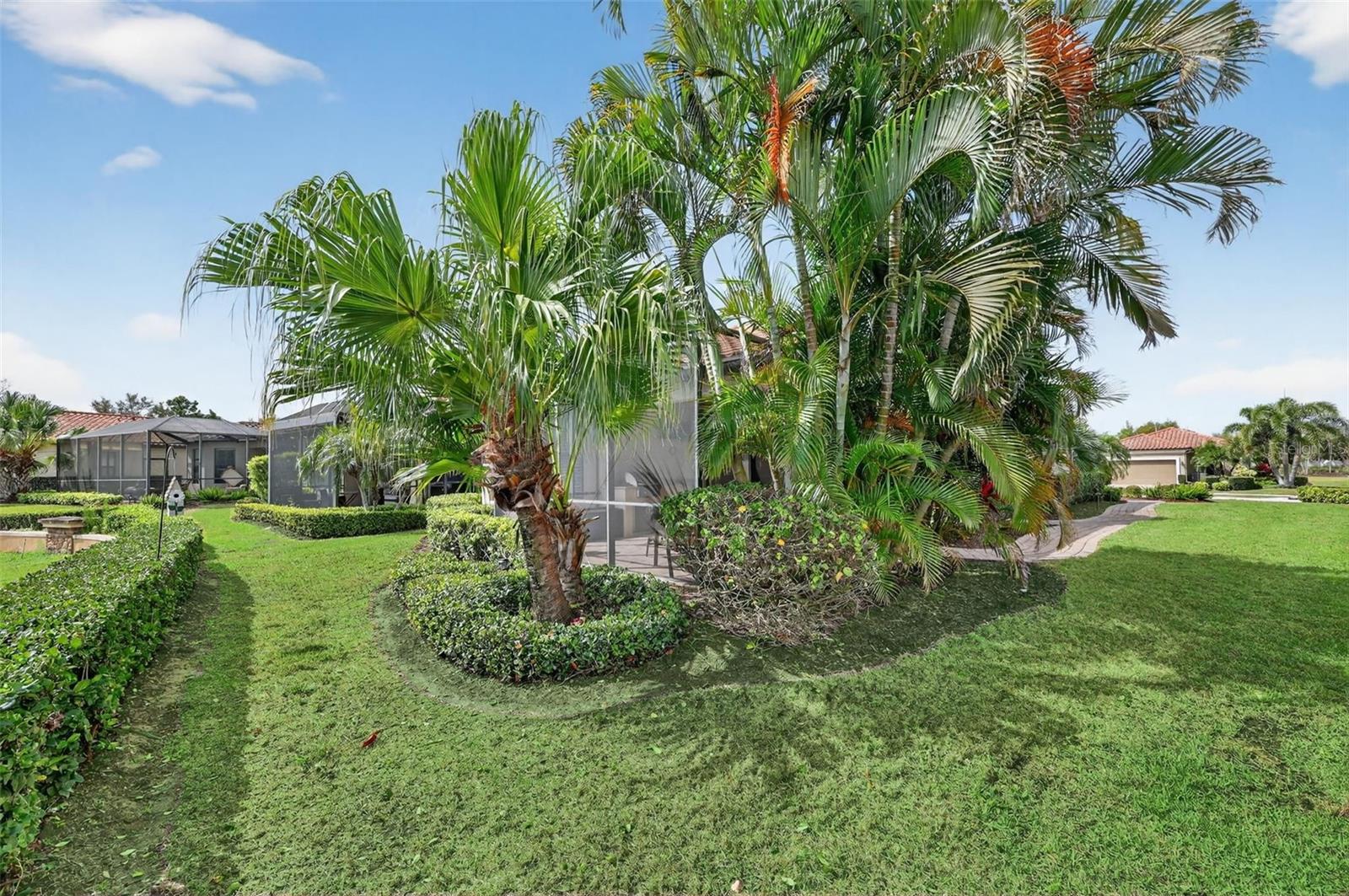 ESPLANADE PH I - Residential