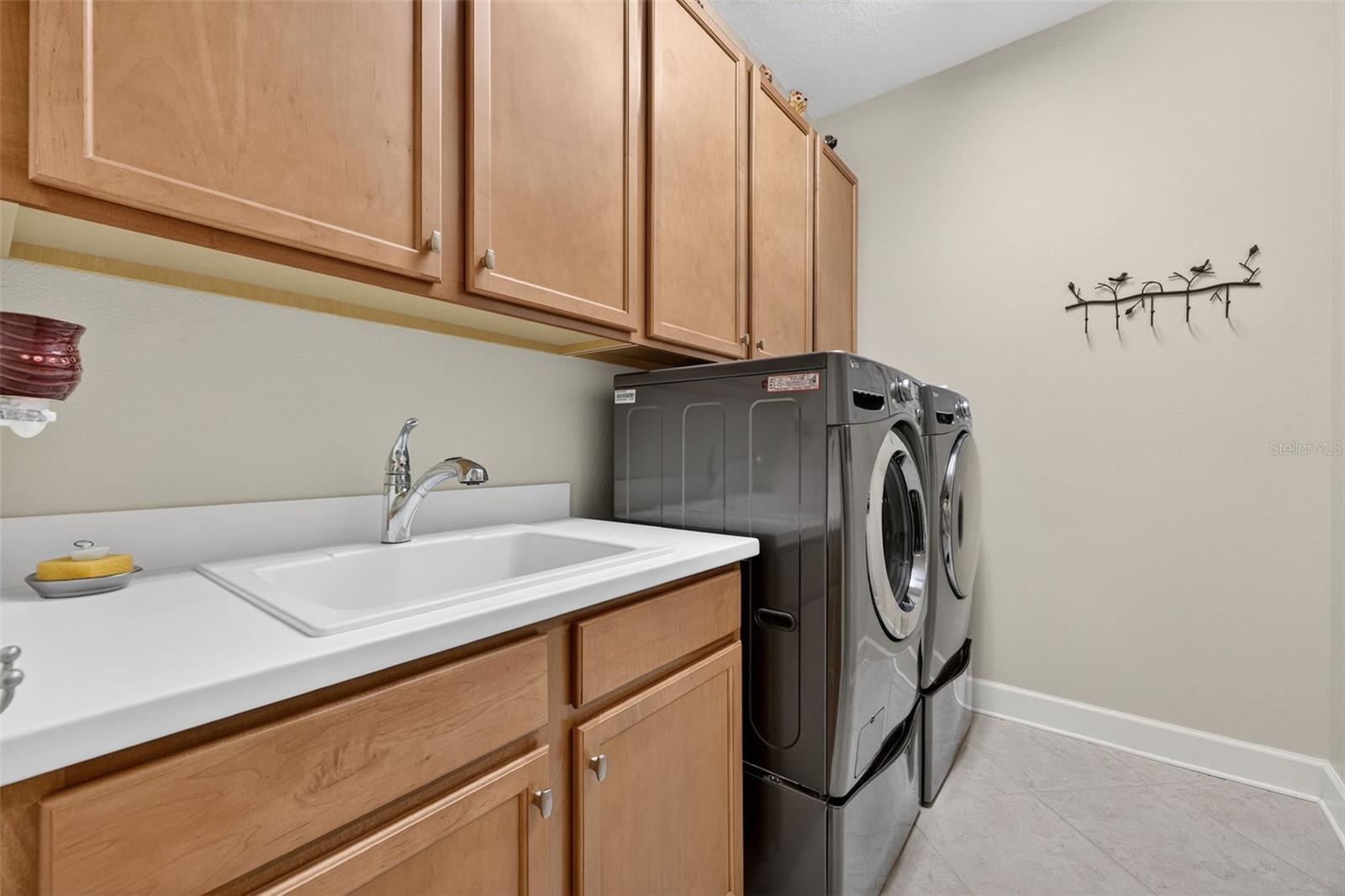 ESPLANADE PH I - Residential