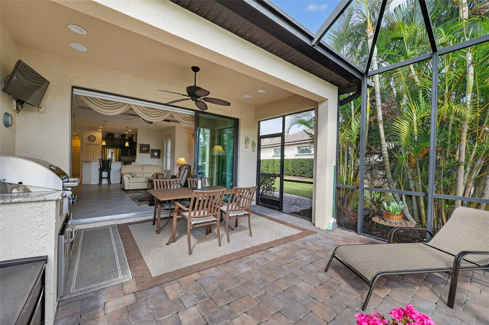 ESPLANADE PH I - Residential