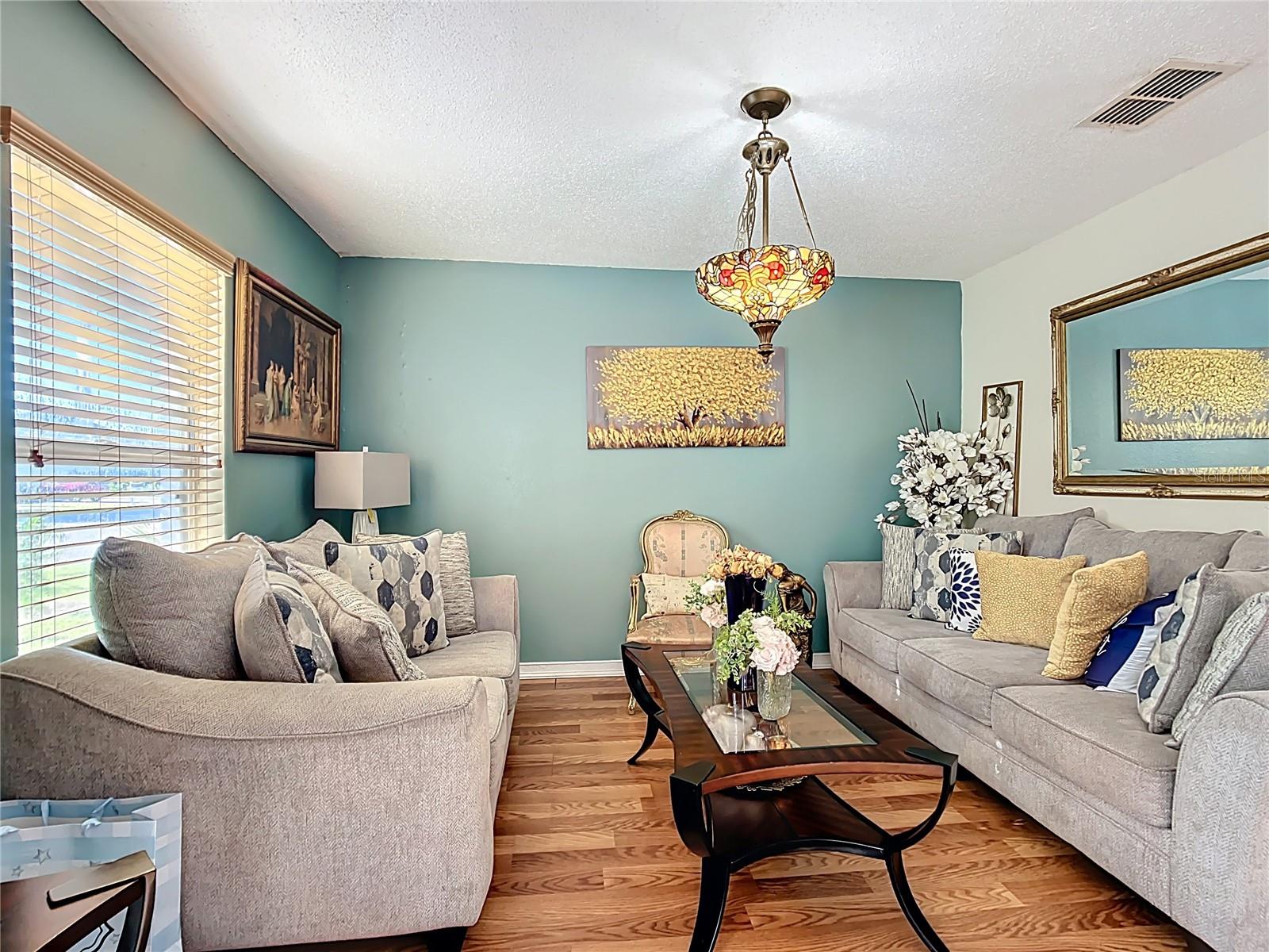 5009 STRADA DRIVE