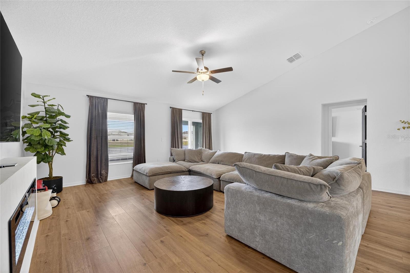 BALM GROVE WEST - Residential