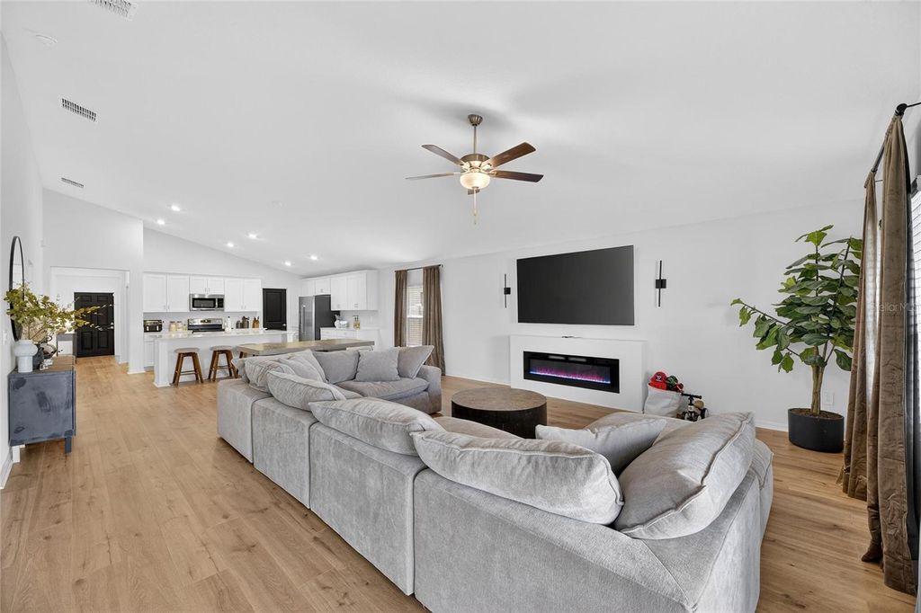 Photo of 13054 Violet Flame Avenue, Wimauma, FL 33598 (MLS # TB8483517)