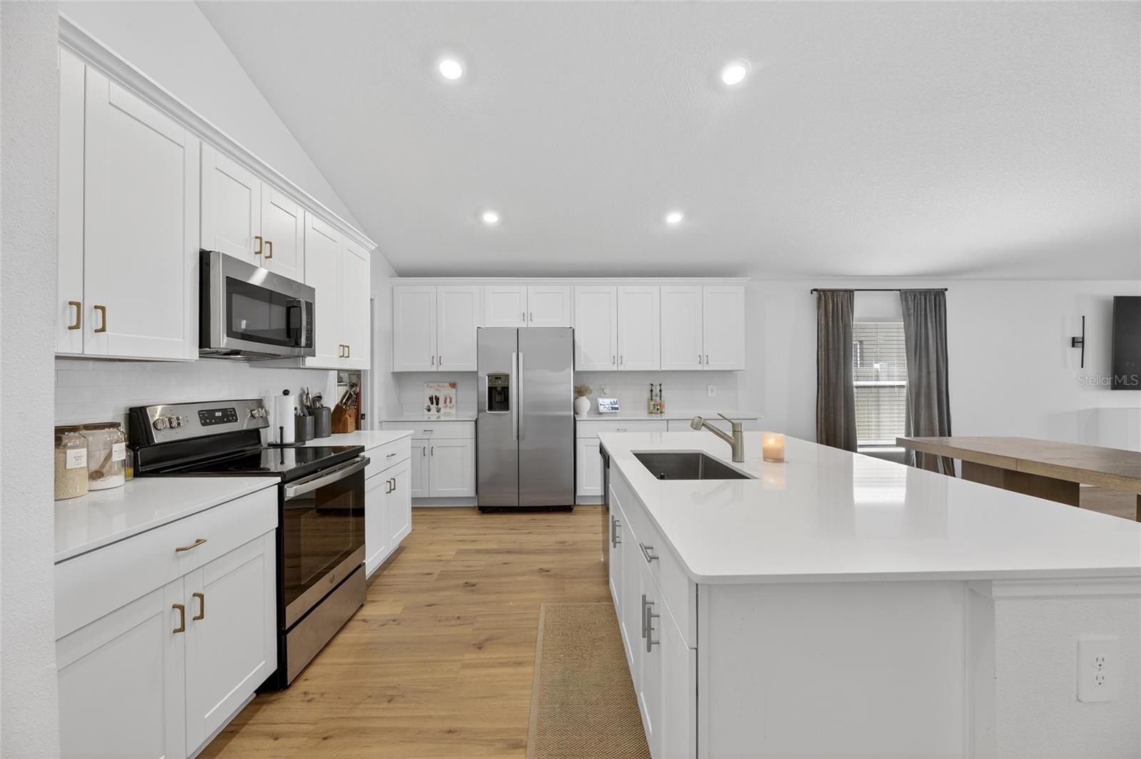 BALM GROVE WEST - Residential