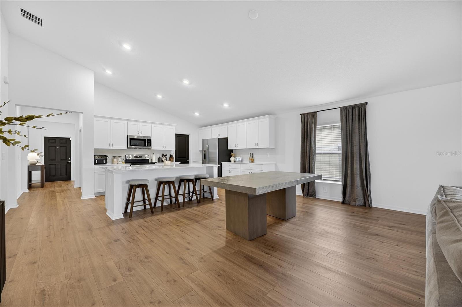 BALM GROVE WEST - Residential