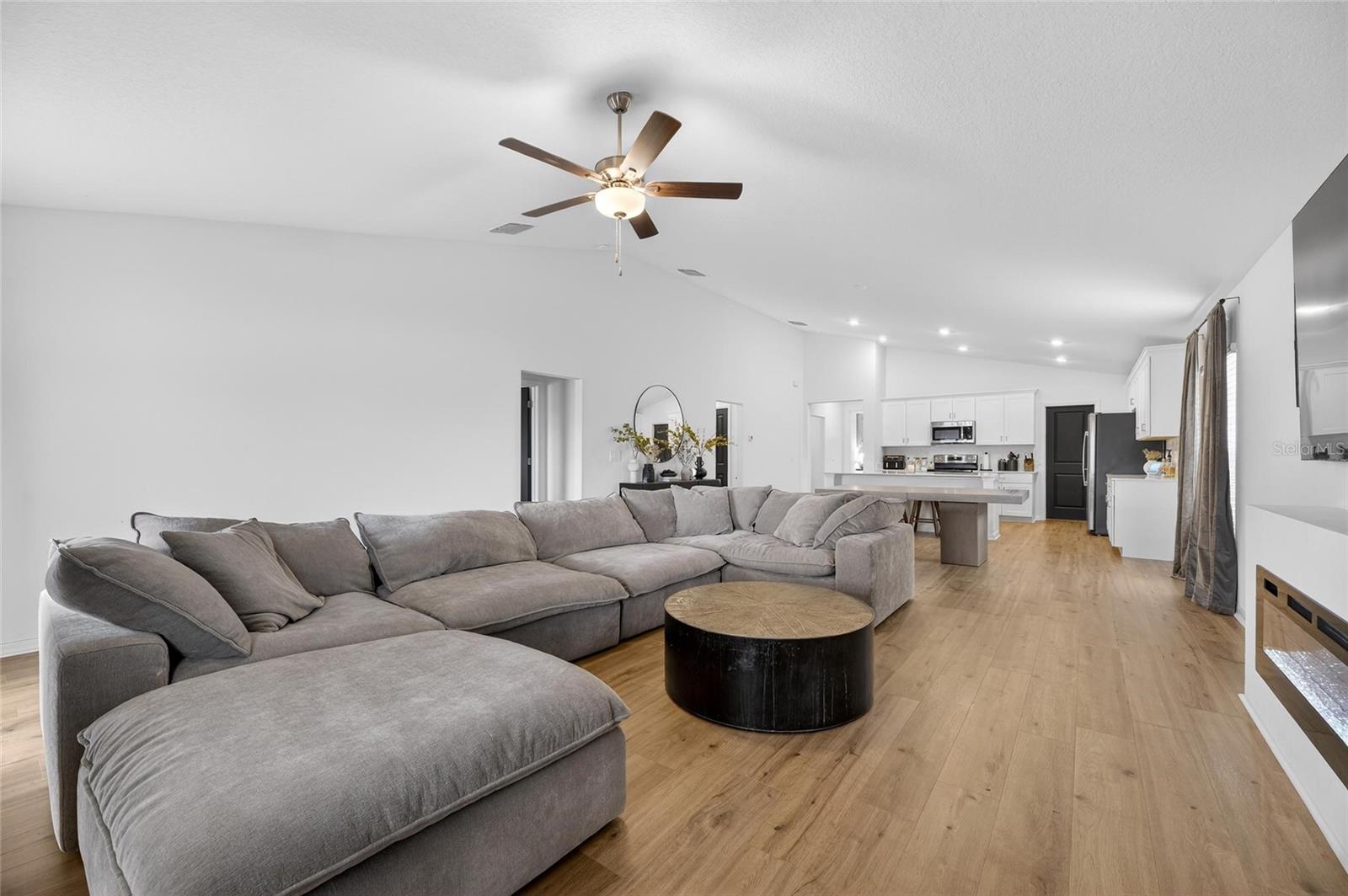 BALM GROVE WEST - Residential