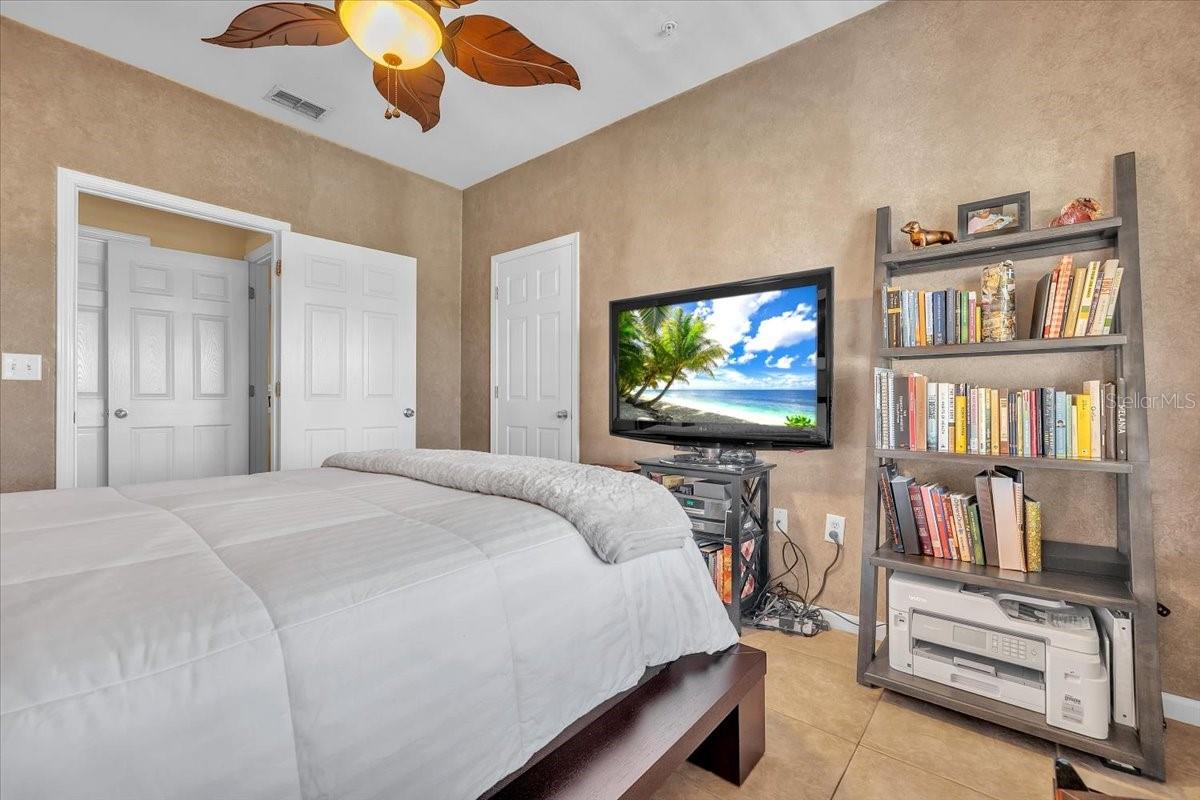 THE PALMS OF CORTEZ - Residential