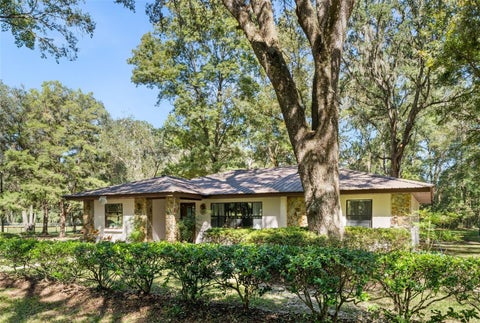 Photo of 15495 NW 185th Street, Williston, FL 32696 (MLS # GC544211)