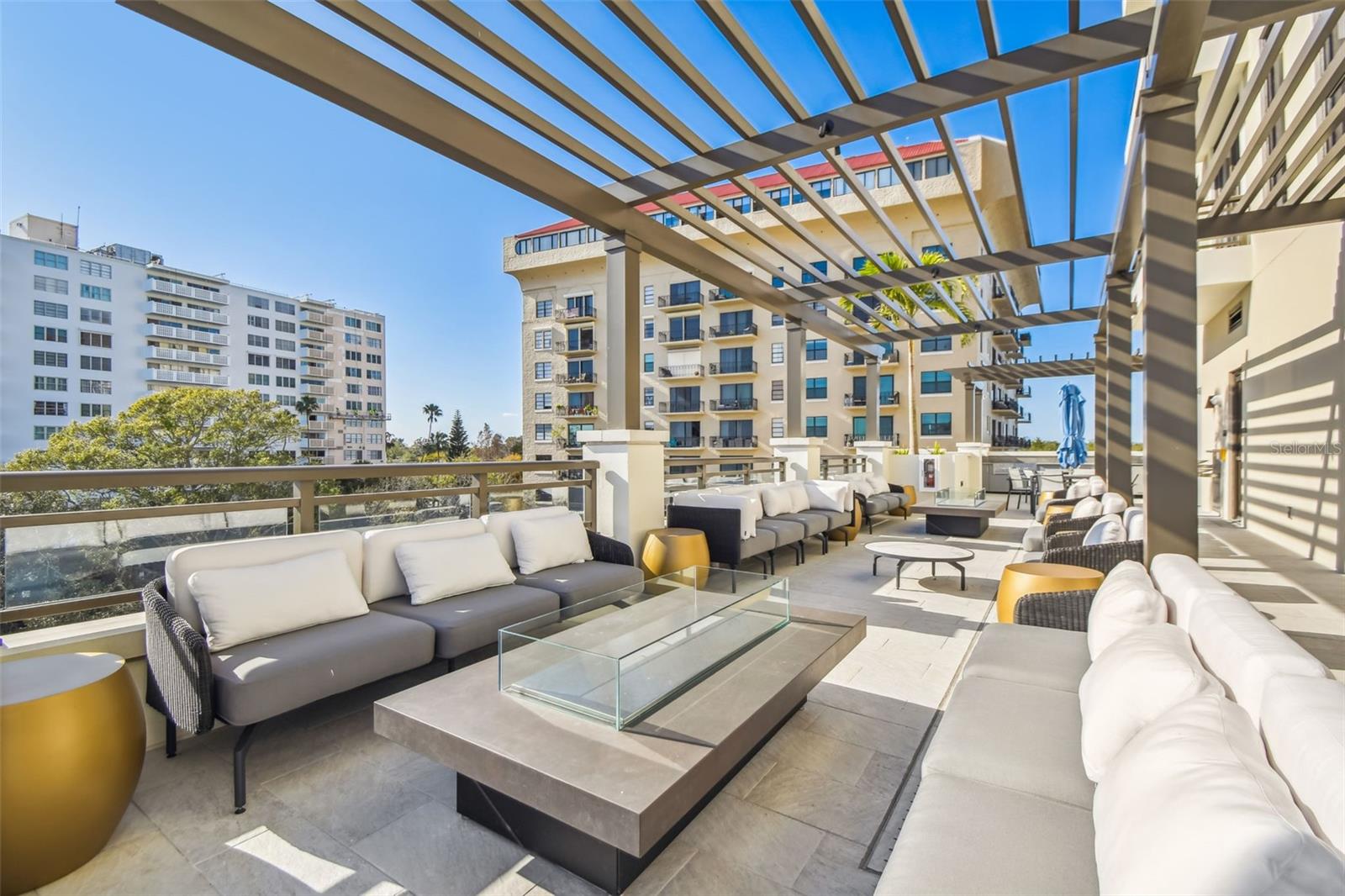 HYDE PARK HOUSE CONDOMINIUM - Residential