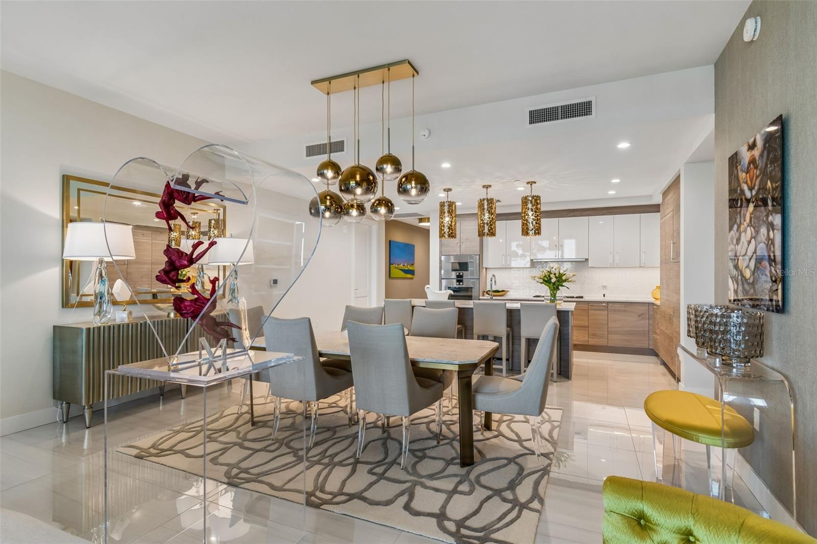 HYDE PARK HOUSE CONDOMINIUM - Residential