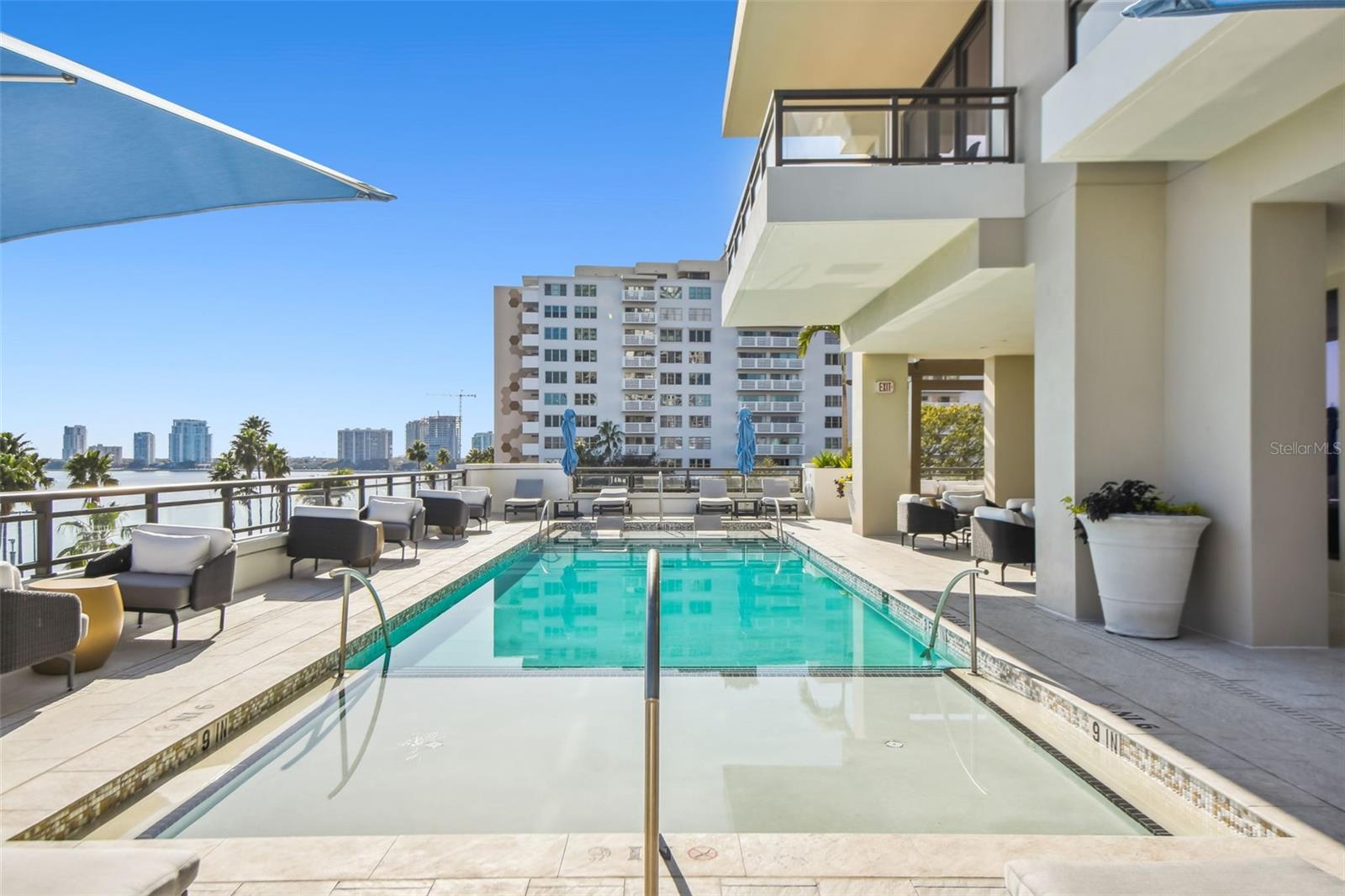 HYDE PARK HOUSE CONDOMINIUM - Residential