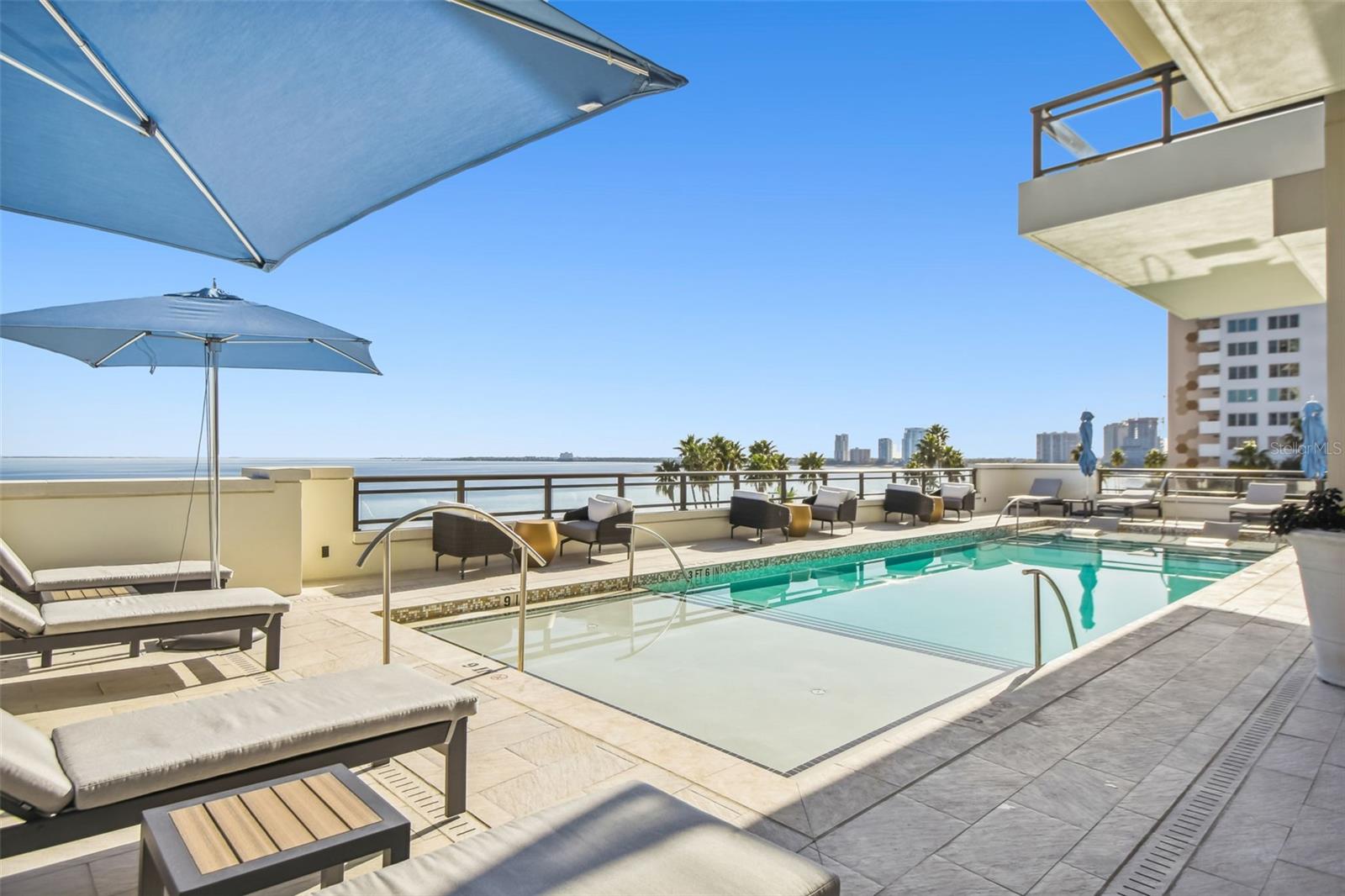 HYDE PARK HOUSE CONDOMINIUM - Residential