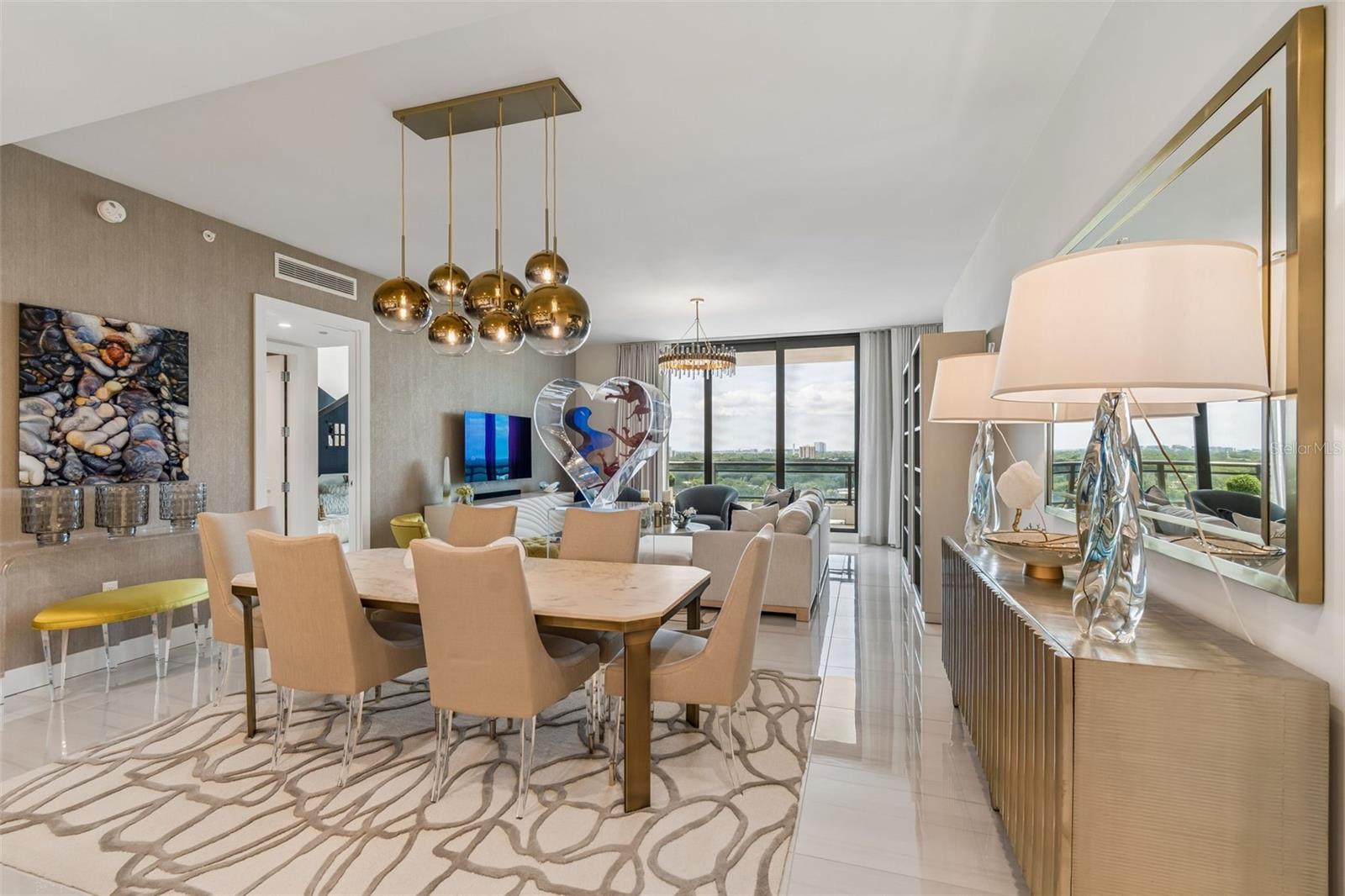 HYDE PARK HOUSE CONDOMINIUM - Residential