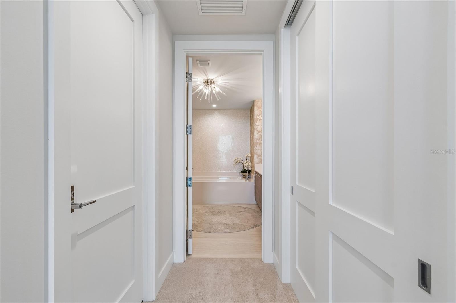 HYDE PARK HOUSE CONDOMINIUM - Residential