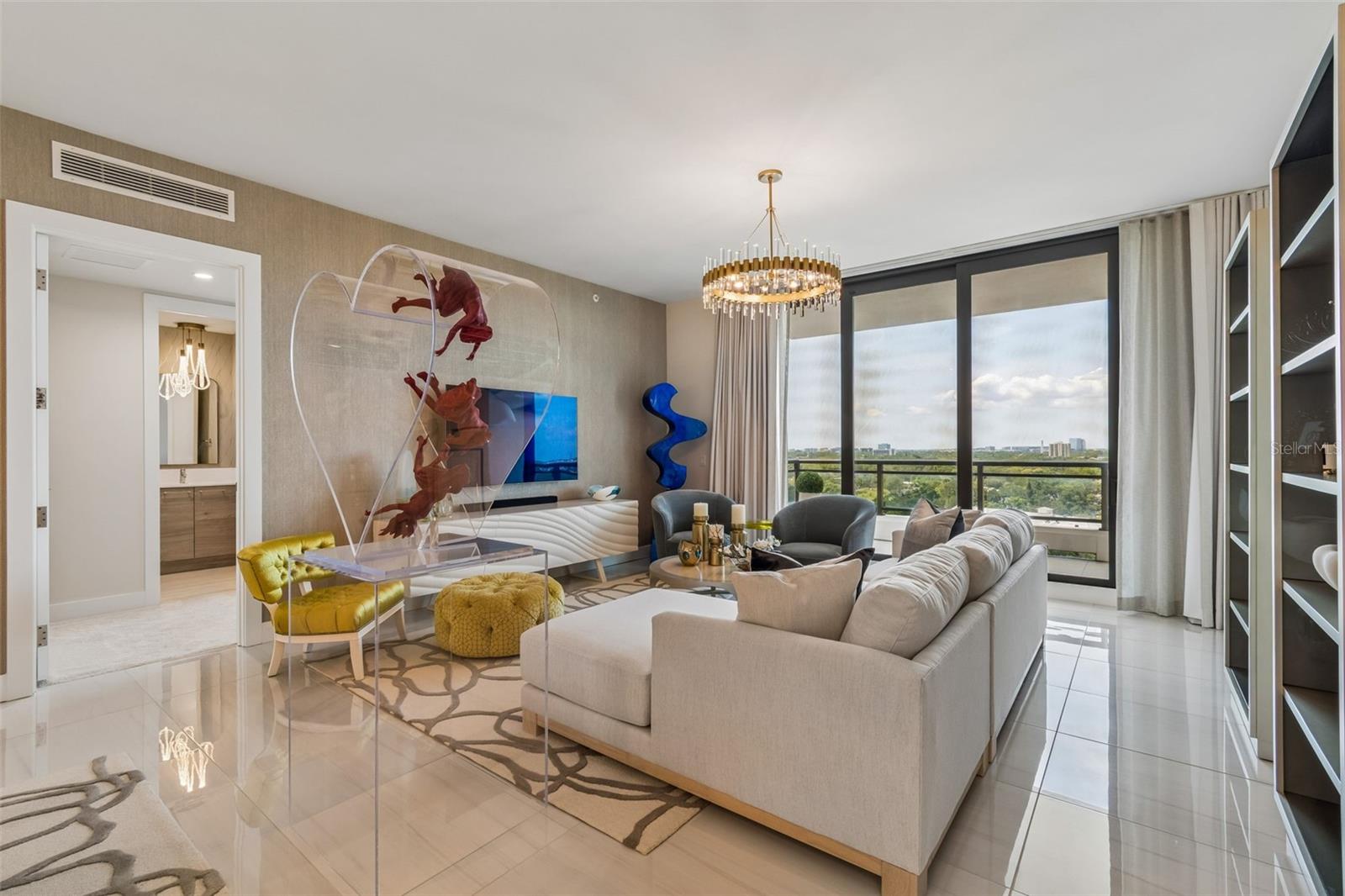 HYDE PARK HOUSE CONDOMINIUM - Residential